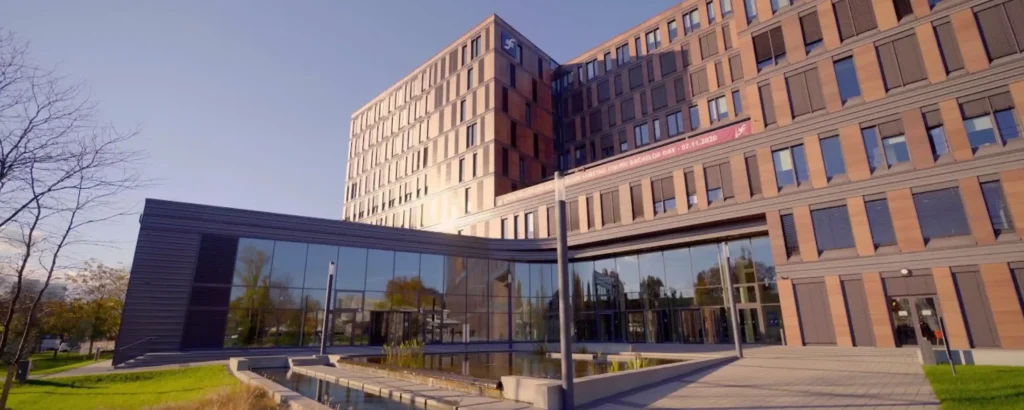 Frankfurt School of Finance & Management